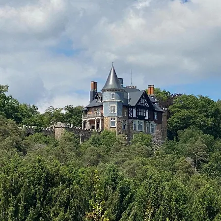 & Au 4* Sart-lez-Spa